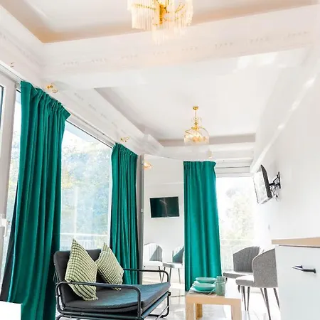 En 6 #studio Heart Appartement
